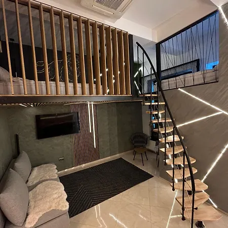 Leo & Private Zone - Old * ブラチスラヴァ