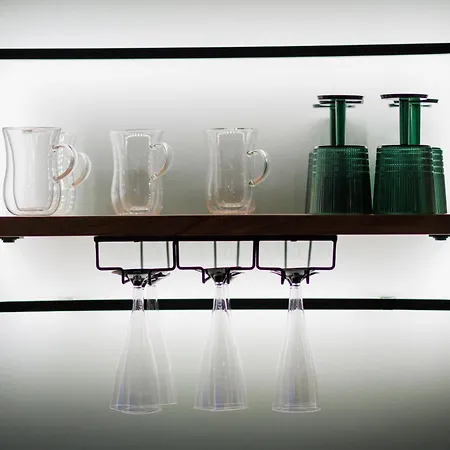 Leo & Private Zone - Old *