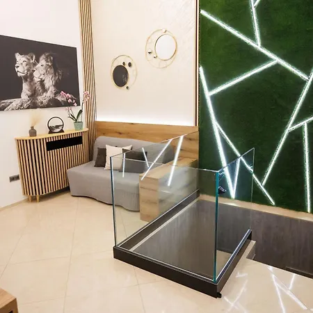 Leo & Private Zone - Old * Bratislava