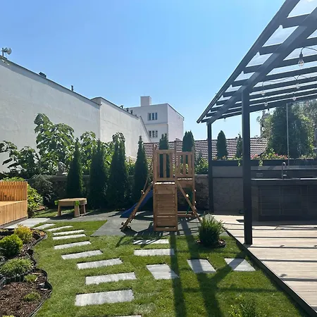 Lejlighed Leo & Private Zone - Old