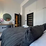 Leo & Private Zone - Old Apartamento